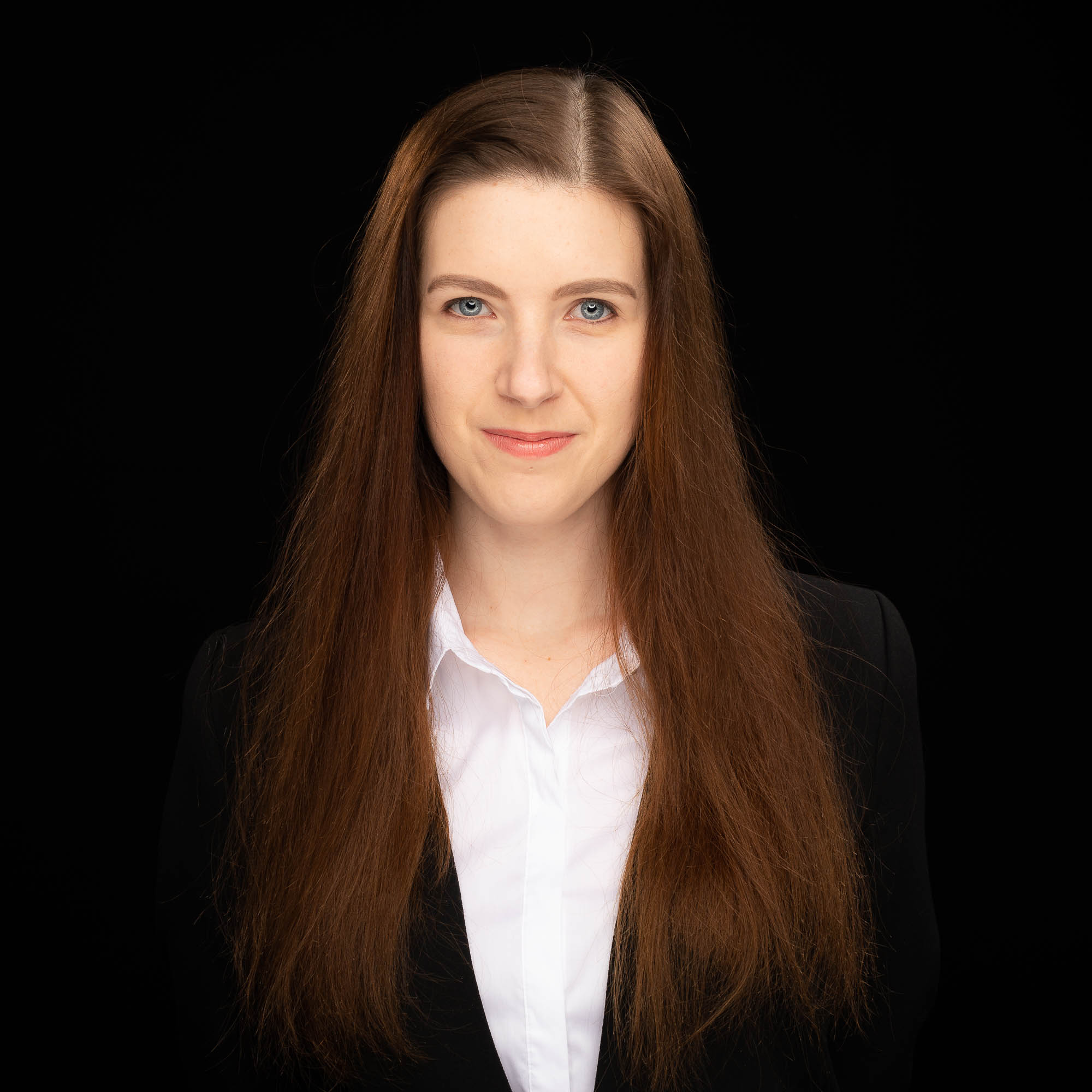 Export x3 Headshots Romina 202001114 Capture 2